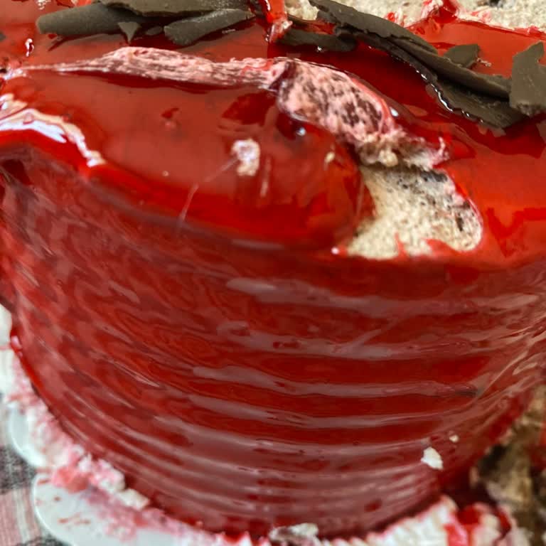 Siparişte Olmayan Pastanın Gönderilmesi Ve Tazelik Sorunu Yaşadım