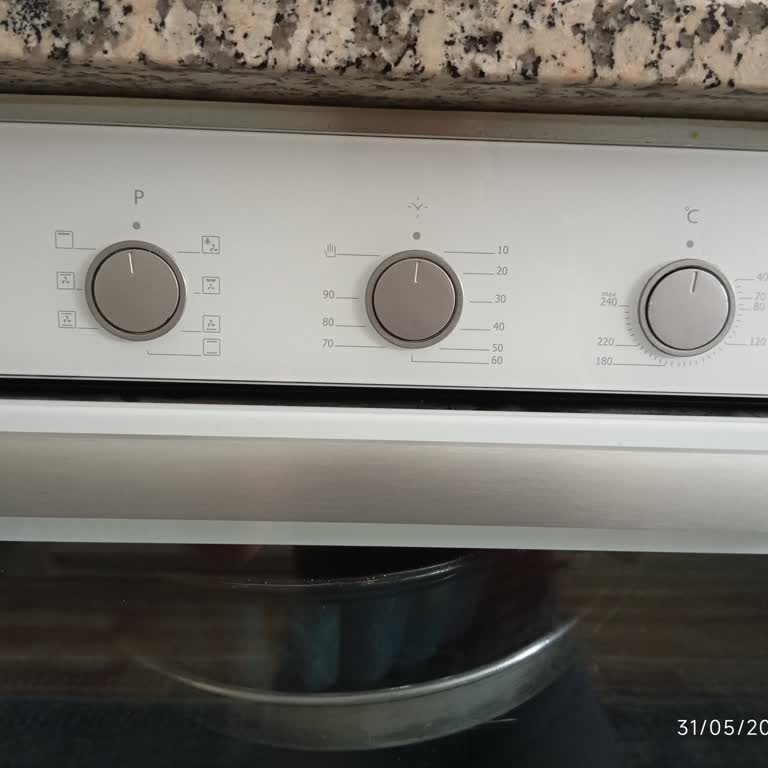 Simfer Ankastre Fırın Düğmeleri Kırıldı, Yedek Parça Bulunamıyor