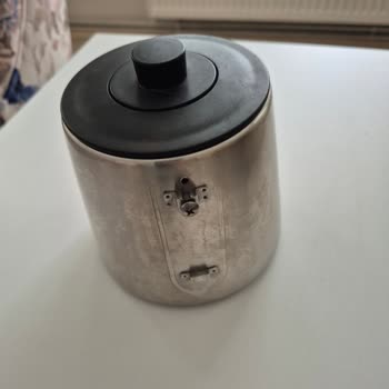 Çay Makinesi Sapı Kırıldı, Güvenlik Riski Oluştu