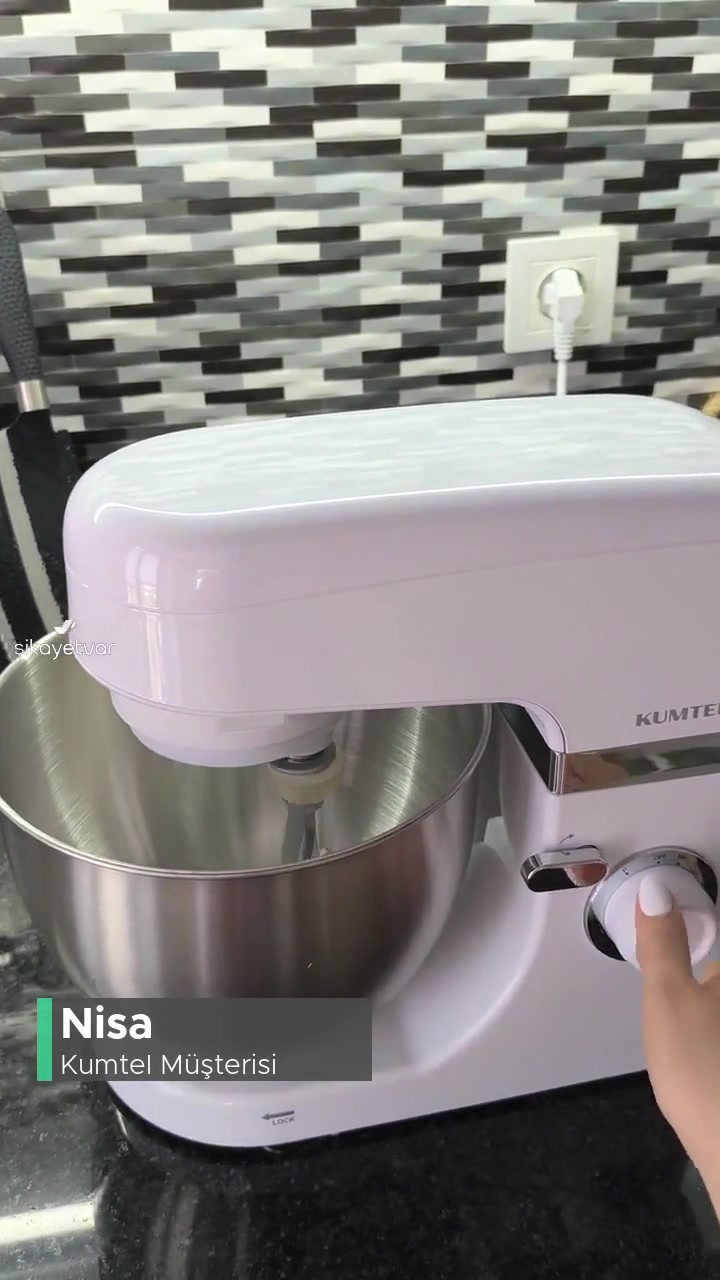 Kumtel Hamur Yoğurma Makinesinden Farklı Sesler Geliyor videonun kapak resmi