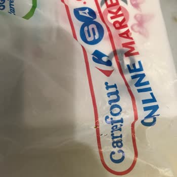 Siparişimde Şampuan Süt Ürünlerinin Üzerine Dökülmüş