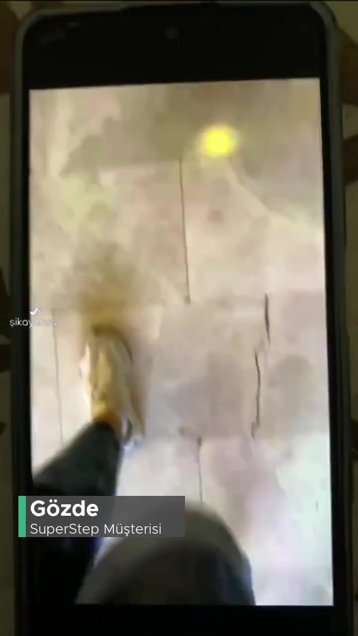 SuperStep Mağazasından Aldığım Ayakkabıdan Gelen Ses videonun kapak resmi