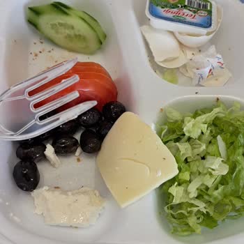 Hastane Yemekleri Annemin Sağlığını Tehdit Ediyor