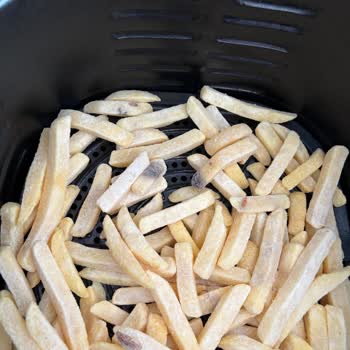 Migros Hemen'den Alınan Donmuş Patateste Çürük Ürün Şikayeti