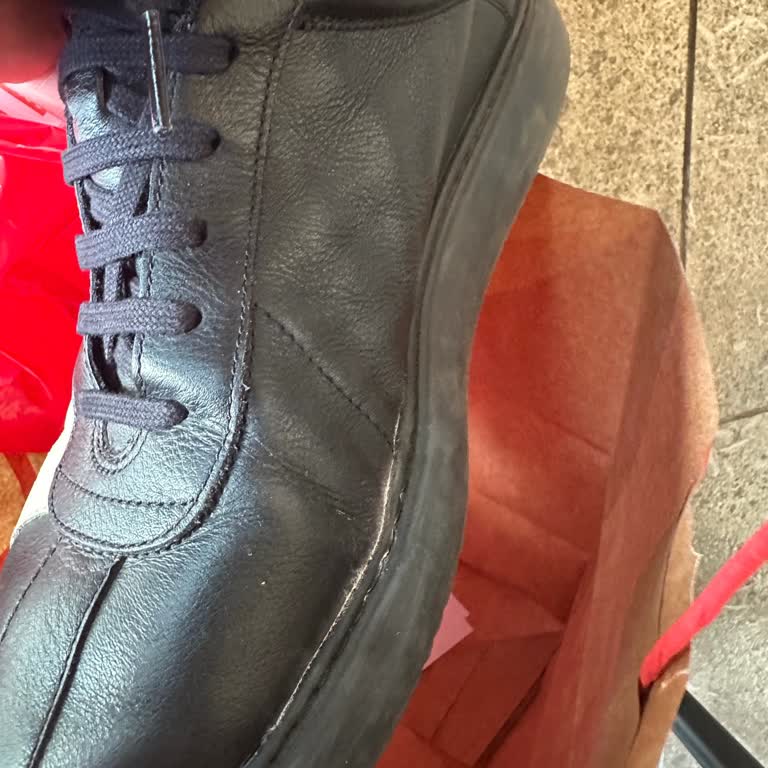 Ayakkabıda Beyaz Leke Sorunu Ve Değişim Talebim Reddedildi