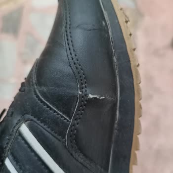 Kinetix Ayakkabıda Erken Çatlama Ve Rahatsızlık Problemi