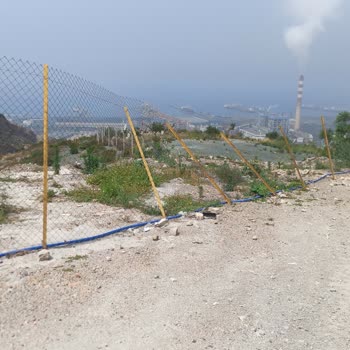 Çevre Ve Şehircilik Bakanlığı Yanmış Lastikler Mezarlık Ve Dereye Atıldı, Çevre Kirliliği Oluştu