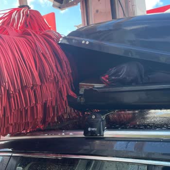 Aracımın Port Bagajı Yıkama Makinesinde Kırıldı, Sorumluluk Alınmadı