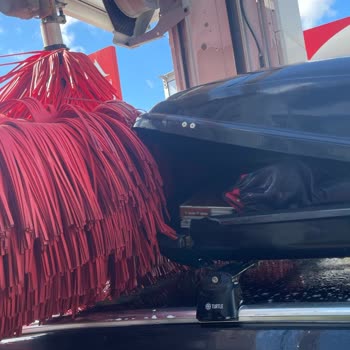 Aracımın Port Bagajı Yıkama Makinesinde Kırıldı, Sorumluluk Alınmadı