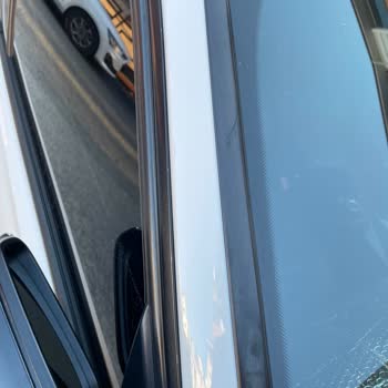 BMW F30 Araçta Fitil Ve Koltuk Kenarı Aşınması Kullanım Keyfimi Azaltıyor