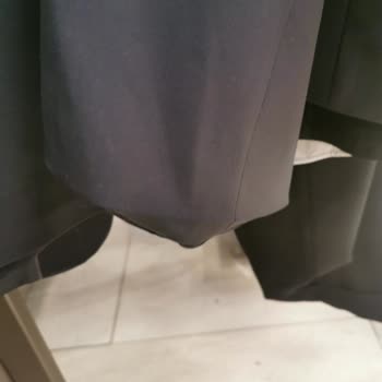 Hilltown AVM Network Mağazasından Aldığım Takım Elbisede Astar Ve Dikim Hatası