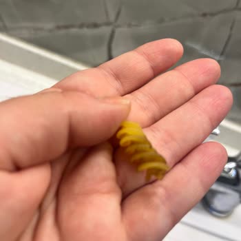 Barilla Makarna Paketinden Şaşırtan Yabancı Madde!