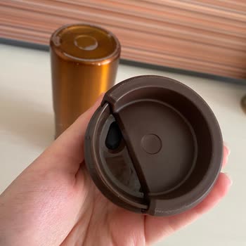 Stanley Termosun Renk Atması Ve Kapağının Kilitlenmesi Sonucu Kullanılamaz Hale Gelmesi