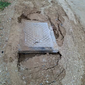 Türk Telekom Altyapı Çalışması Sonrası Yol Sorunu ve Çökme Şikayeti
