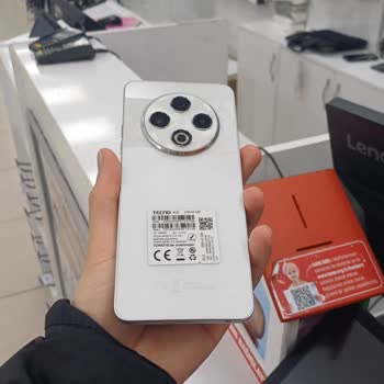 Yeni Alınan Tecno Spark 30'da Sürekli Ekran Donması Ve Çözülmeyen Sorun