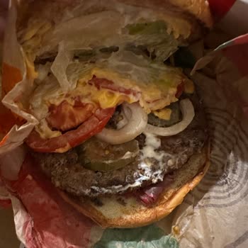 Vegan Menüde Et Çıkması Ve Destek Eksikliği