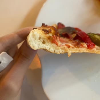 Siparişimde Yanlış Pizza Kenarı Geldi