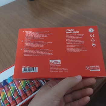 Aldığım Pastel Boya Setinde Yeşil Yerine Kahverengi Çıktı