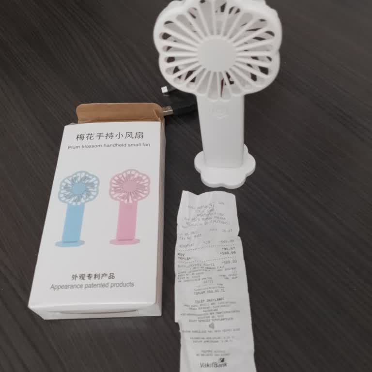 Aldığım Mini El Fanı İki Gün Bile Çalışmadı Değişim Yapılmadı