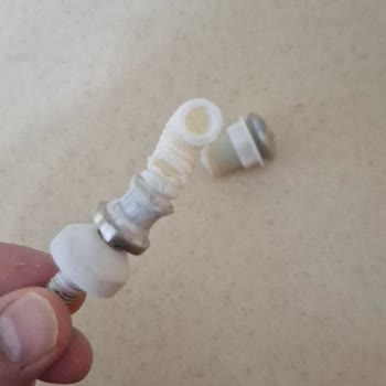 Creavit Asma Klozet İçin Uygun Yedek Parça Bulamıyorum