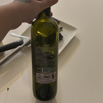 CarrefourSA'dan Aldığım Şarap Bozuk Çıktı, Sağlığımız Tehlikeye Girdi