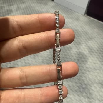 Satış Sonrası İlgisizlik Ve Kararma Yapan Bileklik