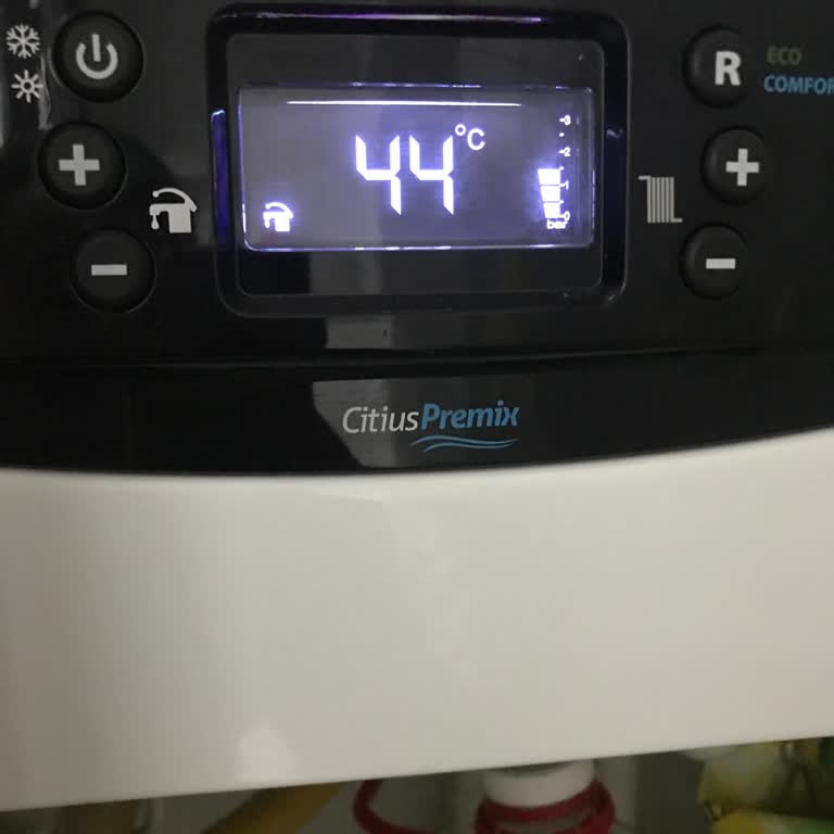 Yeni Kombide Bitmeyen Sorunlar Ve Yetersiz Servis Desteği