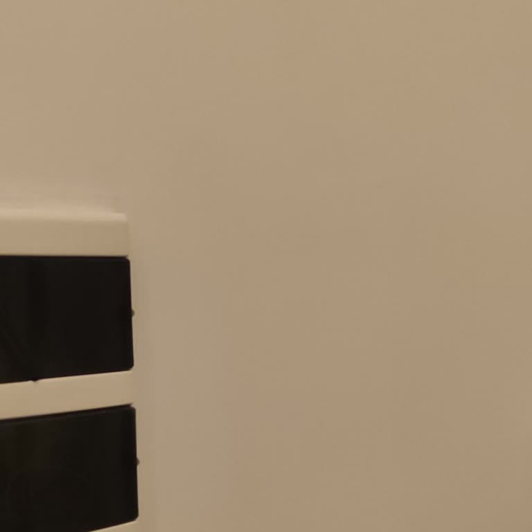 Filli Boya'nın Aydan Rengi Katalogdaki Gibi Değil, Kapatıcılığı Yetersiz