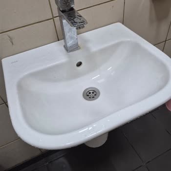 Pendik Marmaray Kadın WC'lerinde Temizlik Sorunu Ve Hijyen Eksikliği