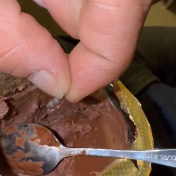 Nutella Çikolata İçinde Kıl Çıkması Nedeniyle Hayal Kırıklığı