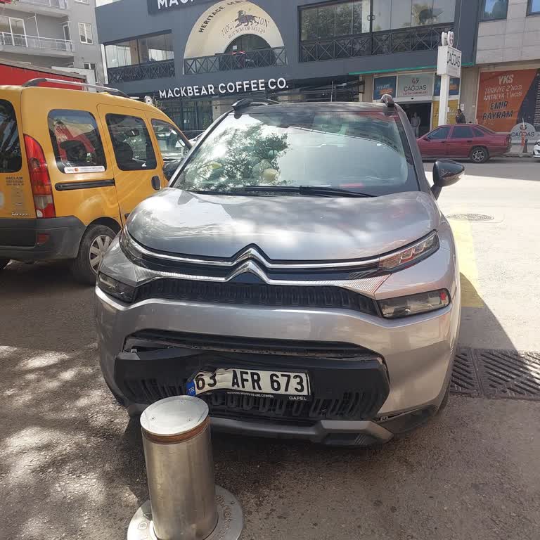 Kazalı Aracım 40 Gündür Teslim Edilmiyor Parça Bekleniyor Bilgi Verilmiyor