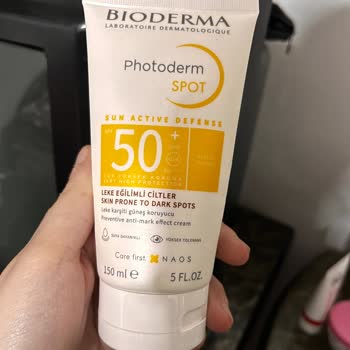 Bioderma Leke Karşıtı Güneş Kremi Yüzümde Kızarıklık Ve Şişkinlik Yaptı