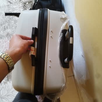 Valiz Kullanımında Yaşanan Sorun ve Garanti Desteği Eksikliği