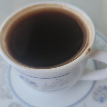 Kahve Makinesi Köpüksüz Ve Kullanışsız Çıktı Param Boşa Gitti