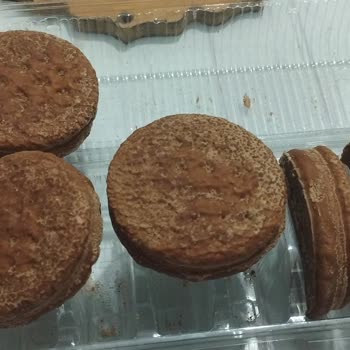 Bozuk Halley Çikolata Ve Değişim Talebi