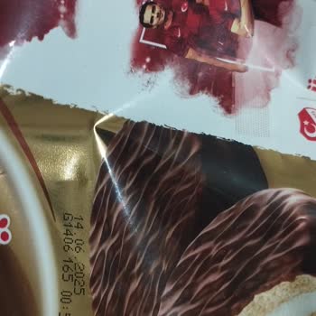 Bozuk Halley Çikolata Ve Değişim Talebi