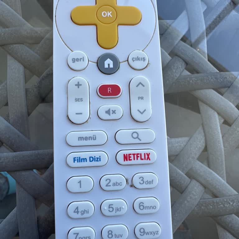 TV+ Pro Yükseltmesinde Kullanılmış Ve Kirli Kumanda Teslim Edildi