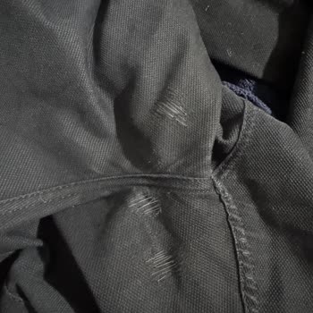 Pahalı Pantolon Kısa Sürede Yıprandı