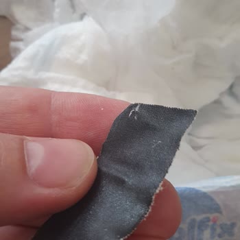 Bebek Bezinden Sert Parça Çıkması Ve Hijyen Endişesi