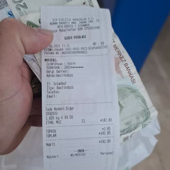 BİM'de Muzun Etiket Ve Kasadaki Fiyat Farkı Mağduriyeti