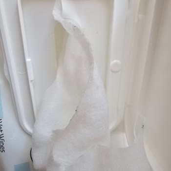 Islak Mendilden Küf Ve Kötü Koku Şikayeti