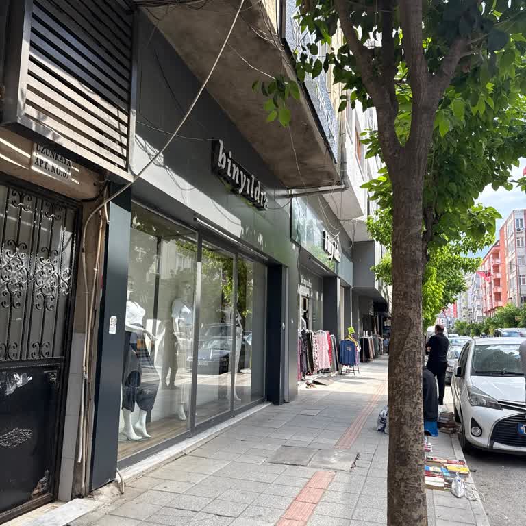 Küçük Çocuğa Lavabo İzni Verilmedi, Merhametsiz Davranış