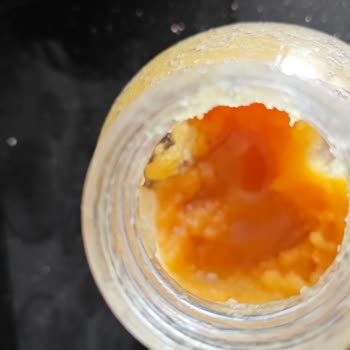 Şekerlenen Bal İçin Değişim Bekleyişi