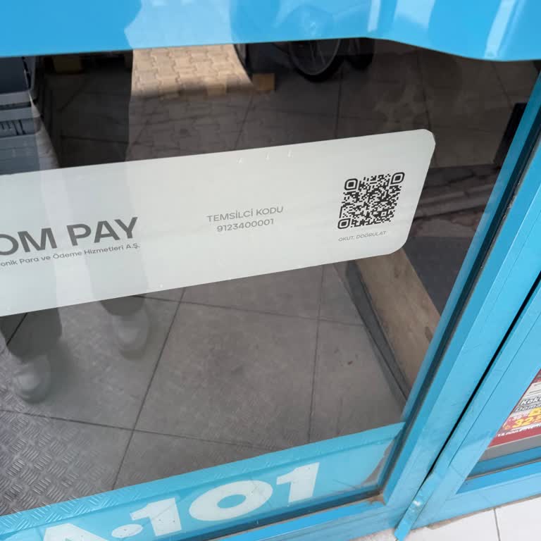 Edremit Kışla Mağazasında Personel İlgisizliği Ve Müşteri Memnuniyetsizliği