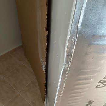 Satın Alınan Buzdolabında Hasar Ve Bayiden Destek Alamama