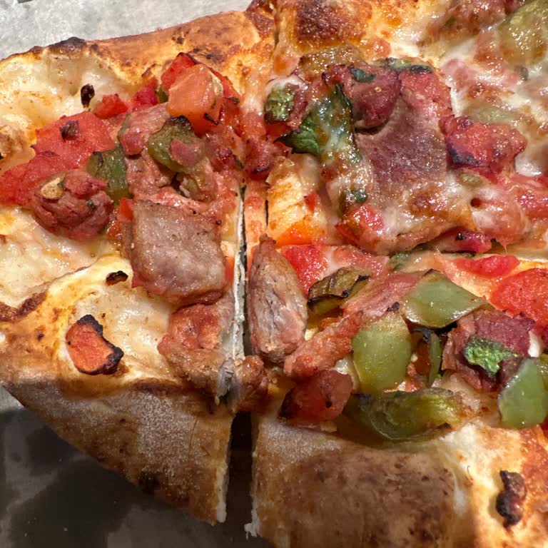 Gebze Center Şubesi'nde Çiğ Pide Ve Yetersiz Müşteri İlgisi