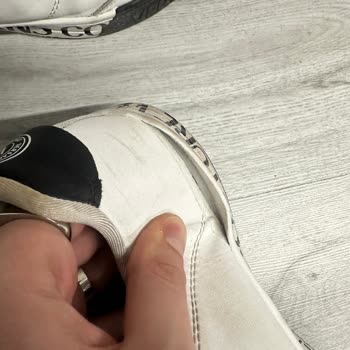 Exxe Selection Versace Ayakkabıda Kısa Sürede Dağılma Ve İlgisiz Garanti Hizmeti!