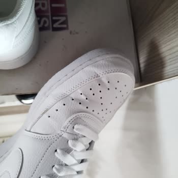 Yeni Alınan Nike Ayakkabıda Kısa Sürede Kırılma Sorunu Ve İade Talebi