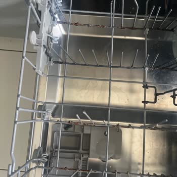 Arçelik Bulaşık Makinesi Sepetinde Paslanma Ve Kopma Sorunu: Garanti Sonrası Mağduriyet