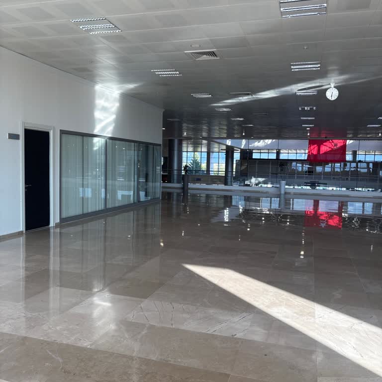 Denizli Çardak Havalimanı'nda Hayal Kırıklığı: Boş Ve Yetersiz Hizmet